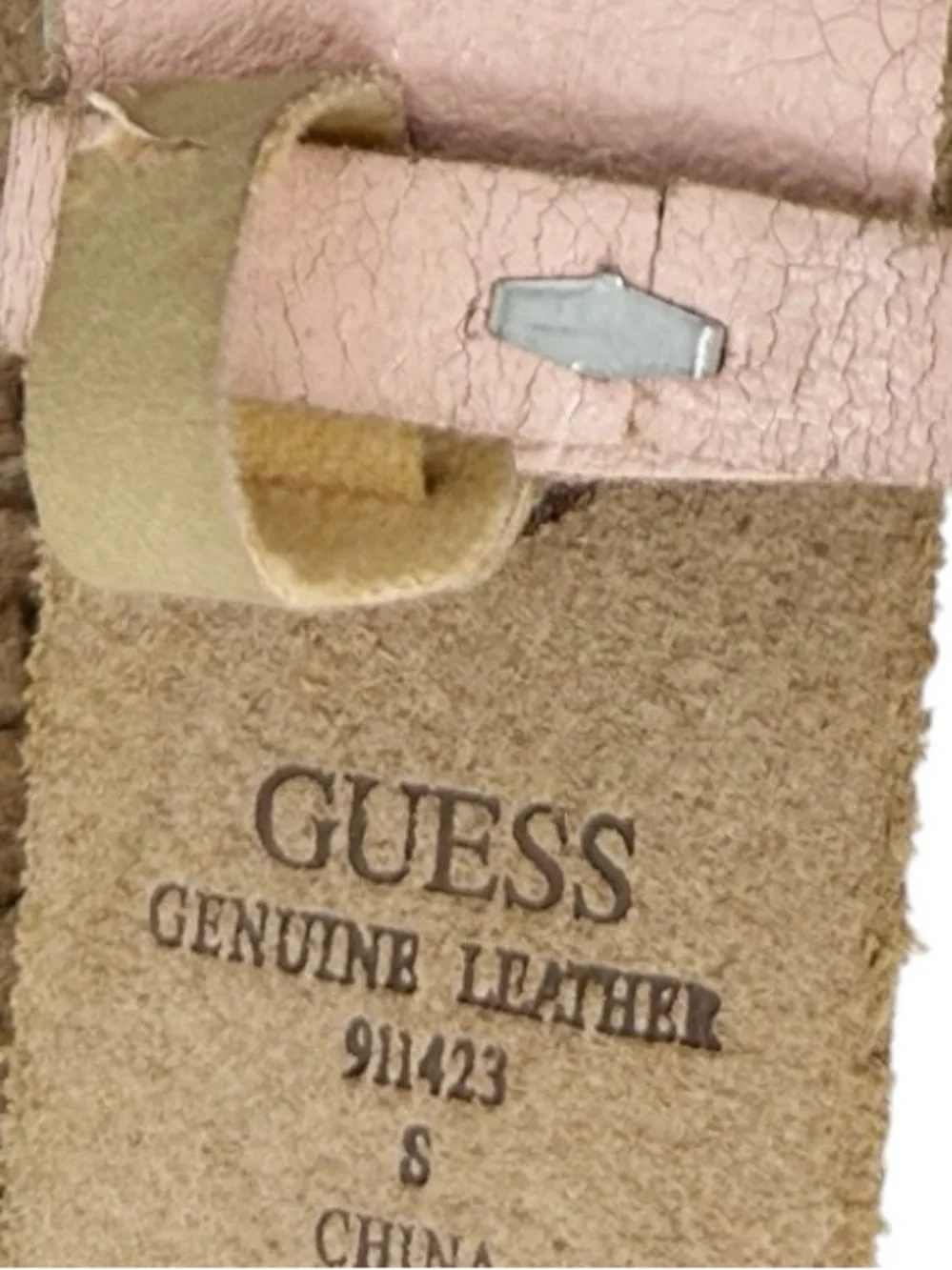 Guess floral heart
